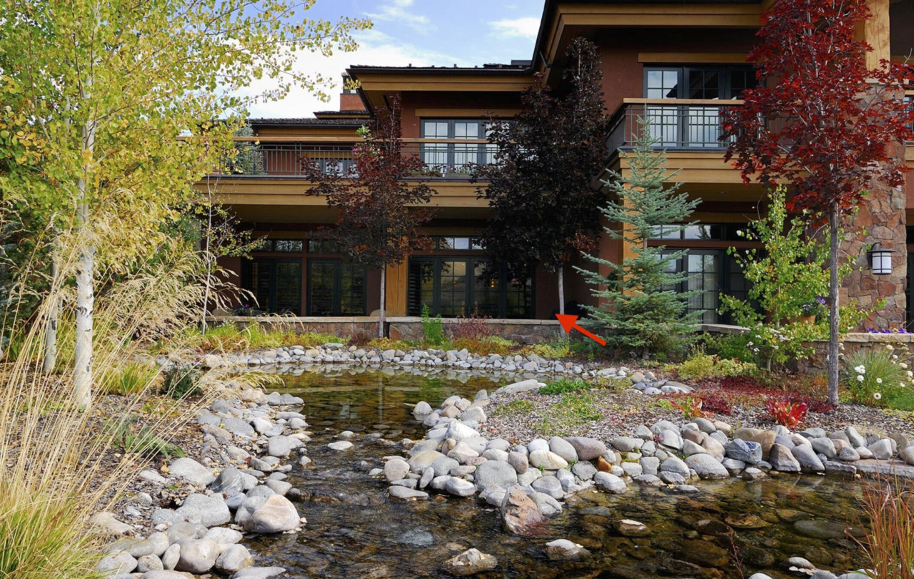 Thunder Spring Condo | 2 Beds 3 Baths | 1996 SF | List Price $2.393,000 | Represented Seller